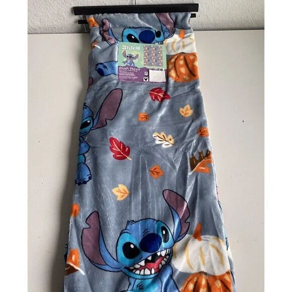 Disney Stitch Halloween Plush Throw Blanket Pumpkin  50 X 70” Autumn Fall Leaves - Picture 2 of 12